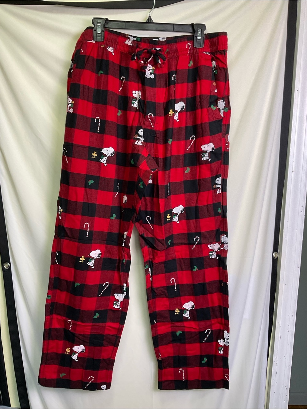 American Eagle Outfitters Men’s Red and Black Plaid Snoopy Print Pajama Pants